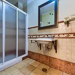 Pozo Rey Hotel *