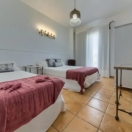 Hotel Pozo Rey *