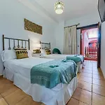 Pozo Rey Hotel *